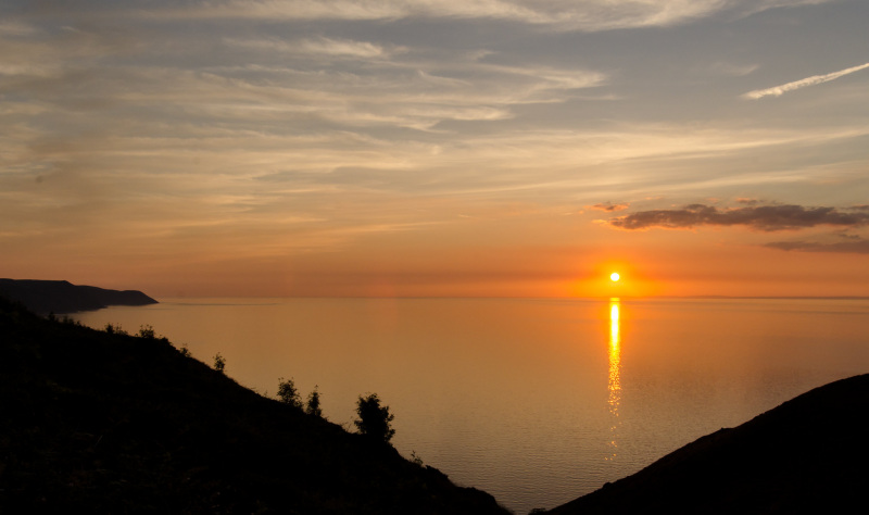 Find incredible coastal views and great places to eat on the North Devon coast